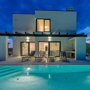 villa-osmium-galizana.in-istria.net/