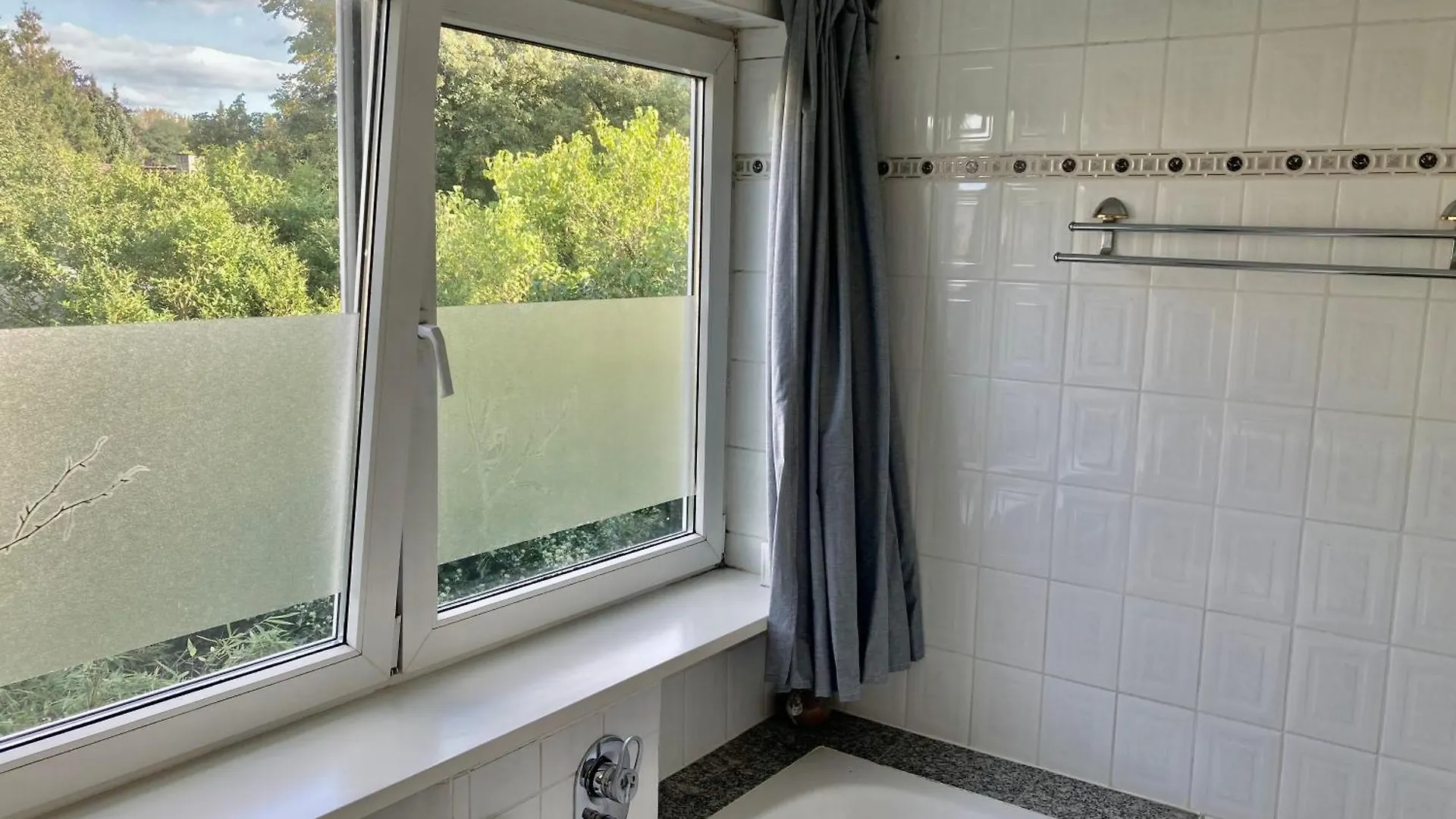 Privatzimmer Am Volkspark - Naehe Arenen Und Trabrennbahn Гамбург 0*,  Германия